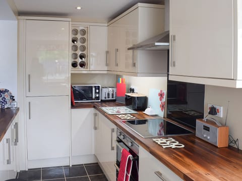Kitchen | Islestone House, Seahouses