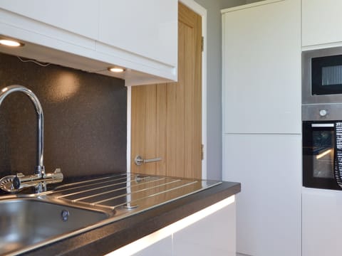 Kitchen | Inver House Apartment, Inverurie
