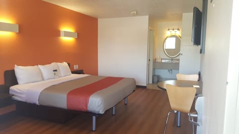 Hypo-allergenic bedding, individually furnished, desk, laptop workspace