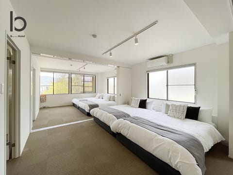 Apartment, 2 Bedrooms, Non Smoking (201) | Iron/ironing board, free WiFi