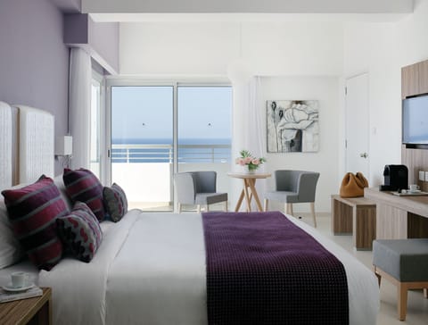 Superior Room Sea View | Hypo-allergenic bedding, free WiFi, bed sheets