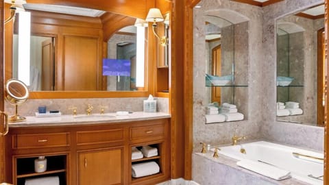 Presidential Suite | Bathroom | Separate tub and shower, designer toiletries, hair dryer, bathrobes