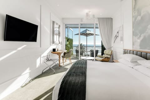 Studio, Sea Facing | Premium bedding, in-room safe, desk, laptop workspace