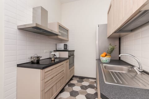 Apartment | Private kitchen | Fridge, microwave, oven, stovetop