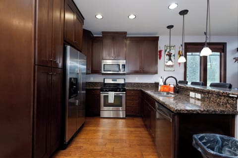 Fully Stocked Kitchen