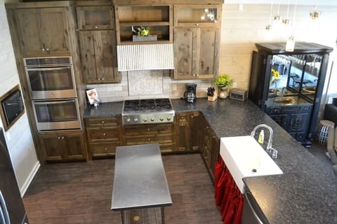Main Level Kitchen- 6 Burner Gas Range, Double Oven, Farm Sink, SS Chef's Table