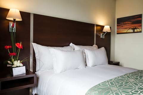 Double Room | Premium bedding, minibar, in-room safe, desk