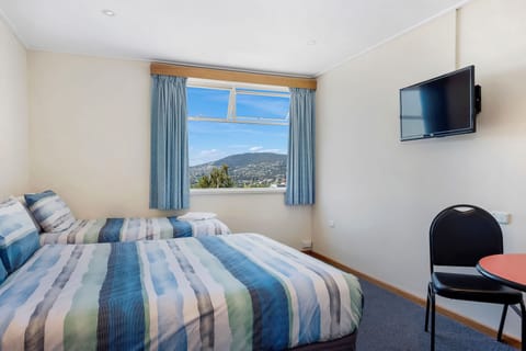 Twin Room | Laptop workspace, iron/ironing board, free WiFi, bed sheets