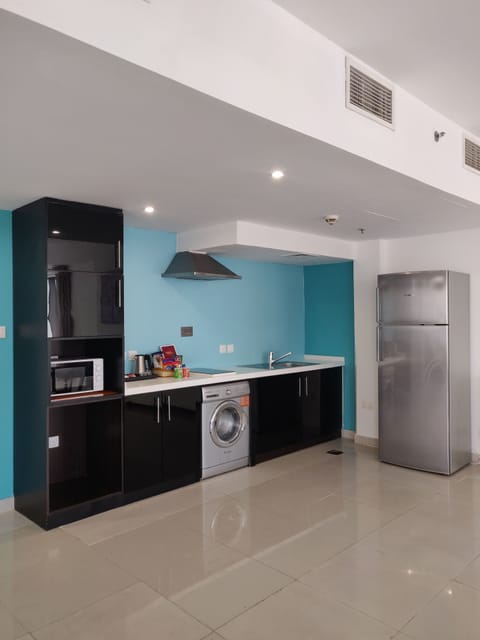 Coffee/tea maker, eco-friendly cleaning products