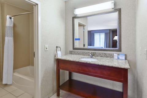 Studio Suite, 2 Queen Beds | Bathroom shower