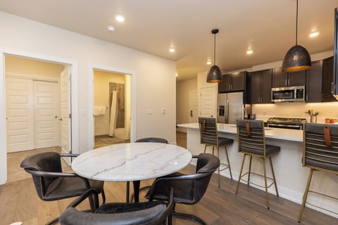 Apartment (1 Bedroom) | Exterior