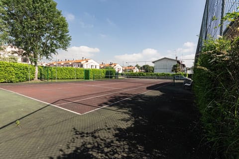 Villa, 2 Bedrooms, Balcony, Garden View | Tennis court