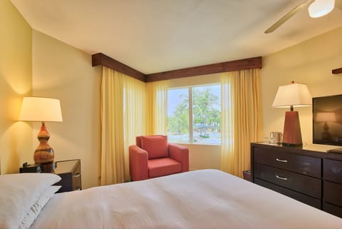 JR Suite Pool View | Egyptian cotton sheets, premium bedding, down comforters, pillowtop beds