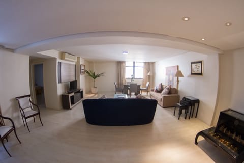 Suite  Embaixador | Minibar, desk, soundproofing, free WiFi