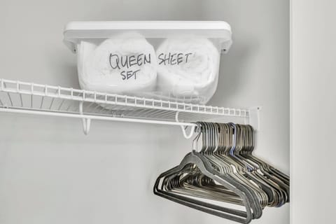 Unpack and get comfy! Back up sheets for every bed, and luggage racks for you.