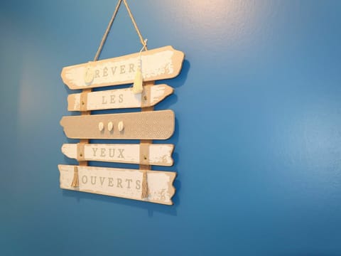 Rectangle, Wood, Cloud, Font, Electric Blue, Art, Sky, Still Life Photography