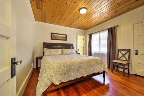 Master bedroom with a Cal King bed and an ensuite