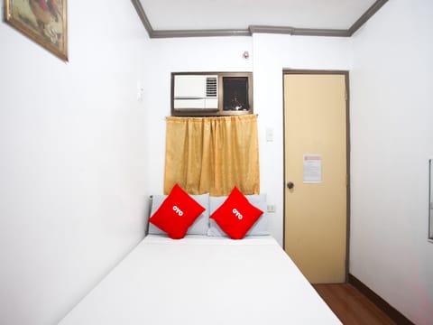 Standard Double Room | Bed sheets