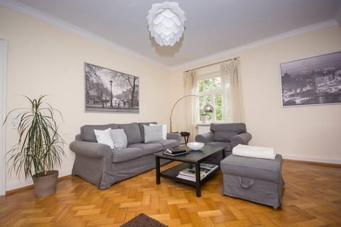 Living-dining room (1)