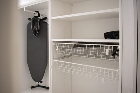 Exclusive House, Patio | 1 bedroom, minibar, in-room safe, individually decorated