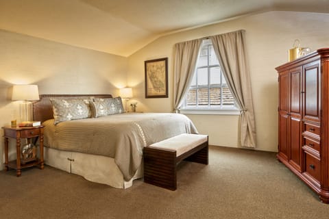Suite, 2 Bedrooms, Shared Bathroom | Premium bedding, pillowtop beds, individually decorated, blackout drapes