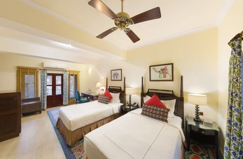 Premium Suite, 1 Twin Bed, Garden View | Minibar, in-room safe, individually decorated, individually furnished