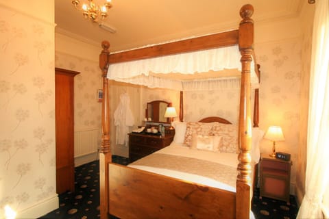 Traditional Double Room, Ensuite (Four Poster)