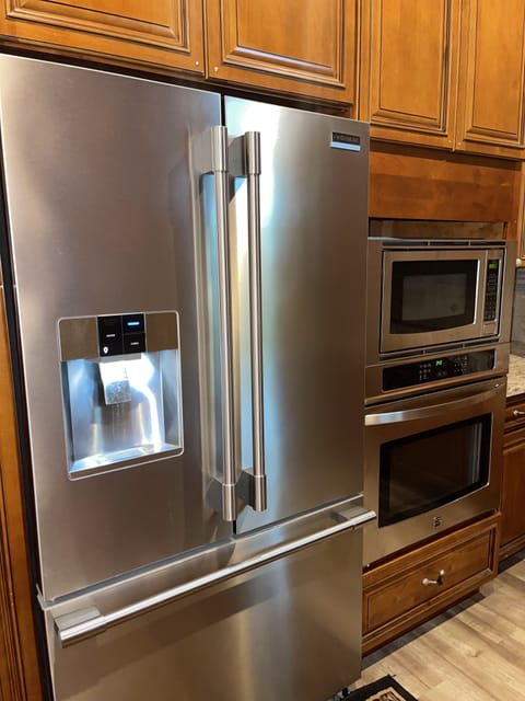 Kitchen with all the extras
#Frio #Frioriver #Garner #Neals