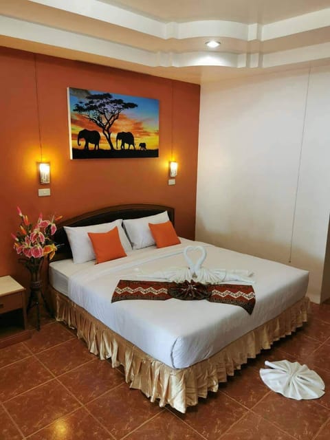 Bungalow, Beachfront | In-room safe, desk, rollaway beds, free WiFi