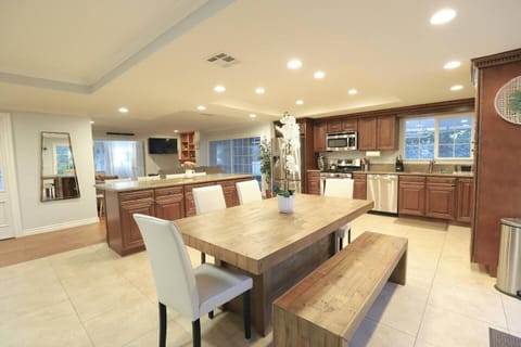 Kitchen and dining area