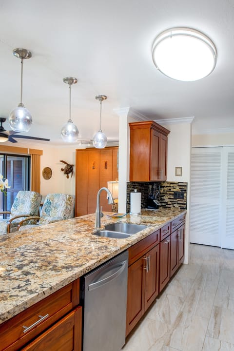 Full Kitchen with plenty of the things you would need to make wonderful meals when you feel like dining in - better views than almost any restaurant :)