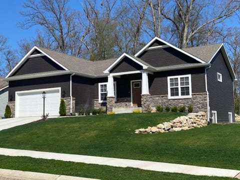 a5ce6ec7-3d8f-4c33-b51f-acdb96d552aa