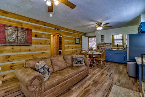 Cabins near Townsend TN