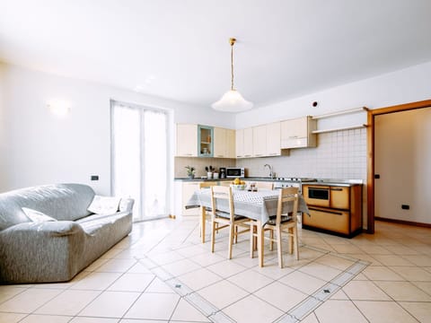 Table, Furniture, Window, Chair, Wood, Lighting, Building, Couch, Living Room, Rectangle