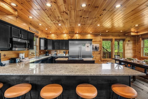 Large island bar with seating for 5