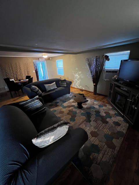 Livingroom and dining room combo