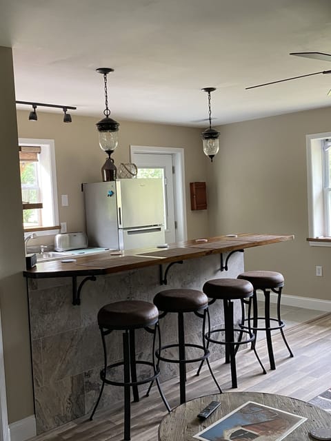 I wish the kitchen in my home was this cool. Well.. OK. It kinda is.