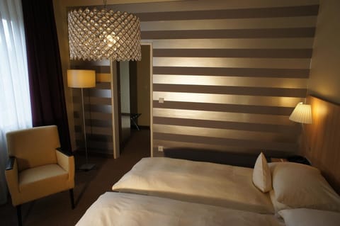 Comfort Double Room | Premium bedding, minibar, in-room safe, desk