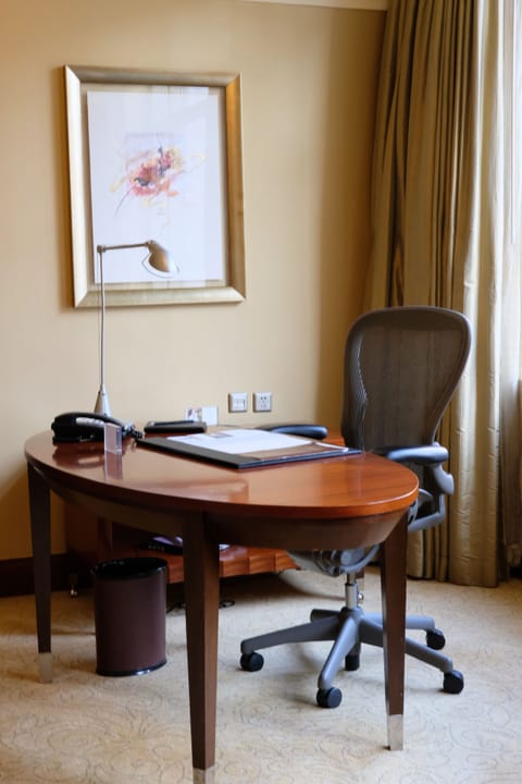 In-room business center