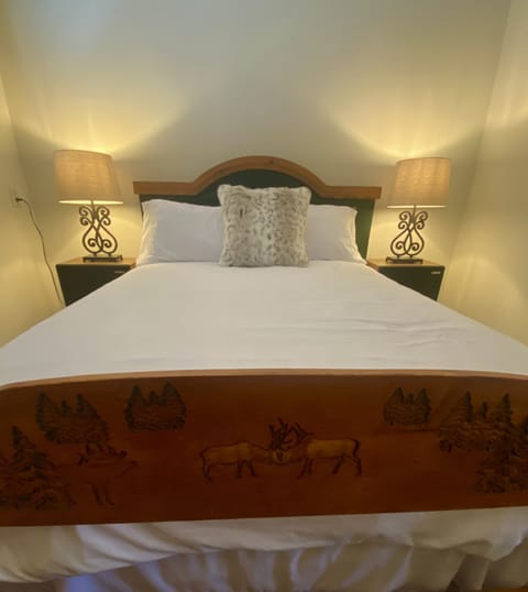 Signature Apartment | Premium bedding, individually decorated, individually furnished