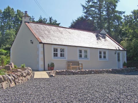 Arden Cottage, Twynholm by Kirkcudbright