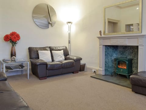 Warm and welcoming living area | 1 Brantfield House, near Bowness on Windermere