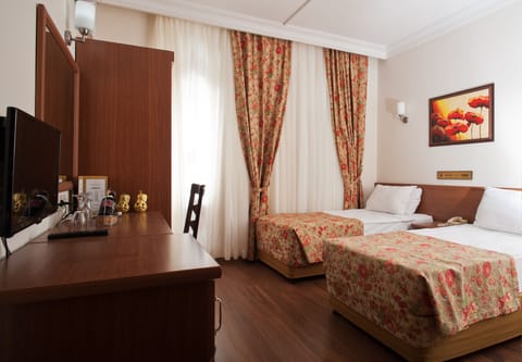 Standard Single Room | Memory foam beds, minibar, in-room safe, individually furnished