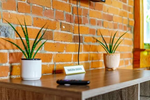 "Really cute place. Right where you want it to be to explore the area. The host was EXCELLENT! Couldn't have been better with regard to communication. Literally. Could NOT have been better. Perfect!"