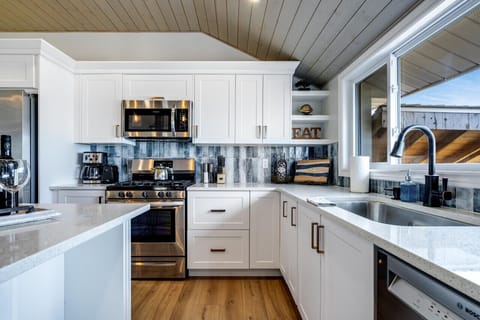 Kitchen with Everything you Need