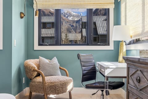 4.02-telluride-seven-summits-primary