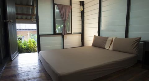Bungalow, 1 Bedroom | In-room safe, rollaway beds, free WiFi, bed sheets