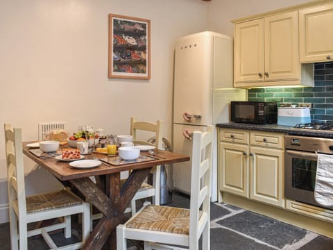 Kitchen/diner | Kings Cottage, Giggleswick, near Settle