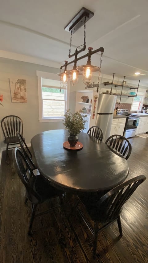 Enjoy the beautiful newly-renovated living area with lots of thoughtful finishes