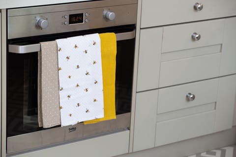 Luxury Cottage, Private Bathroom, Canal View | Miscellaneous